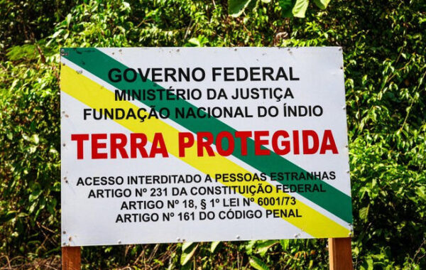 Placa FUNAI. (Foto: Assessoria de Comunicação/Funai)
